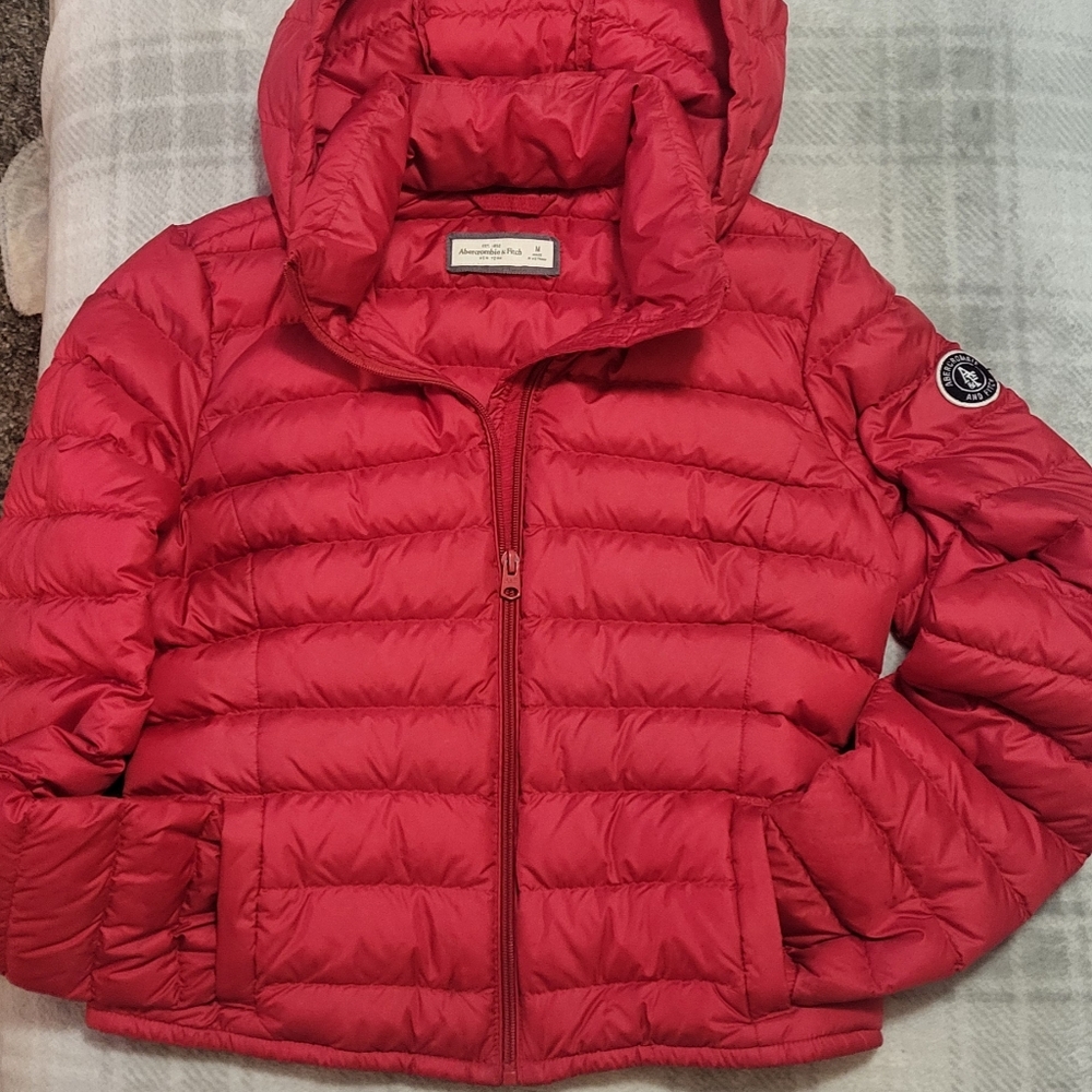Abercrombie & Fitch Red Crop Puffer Jacket Juniors Medium Lightweight And Warm